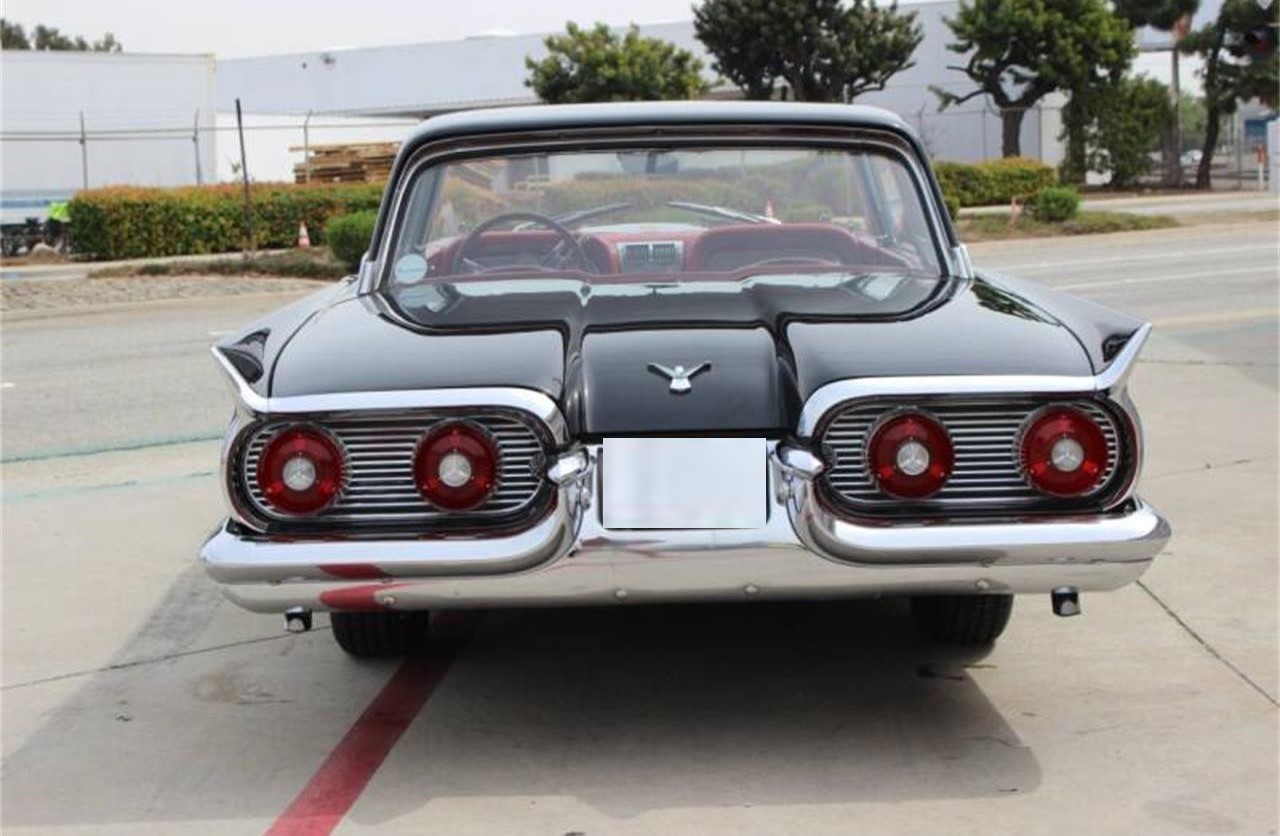 1959 Ford Thunderbird