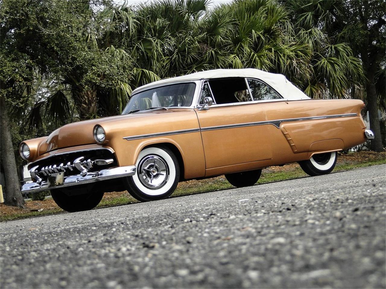 1954 Ford Sunliner
