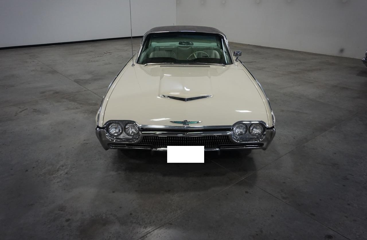 1963 Ford Thunderbird