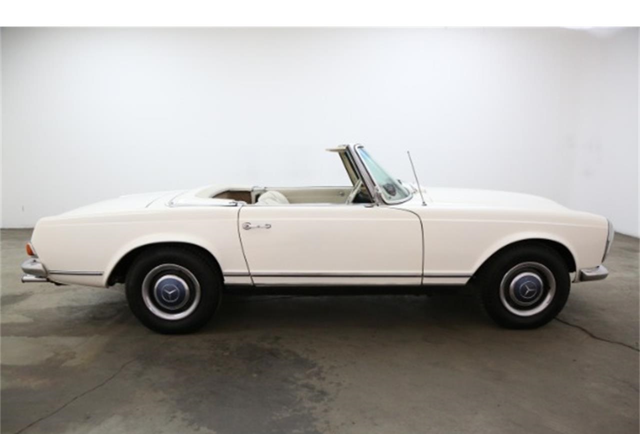 1967 Mercedes-Benz 250SL