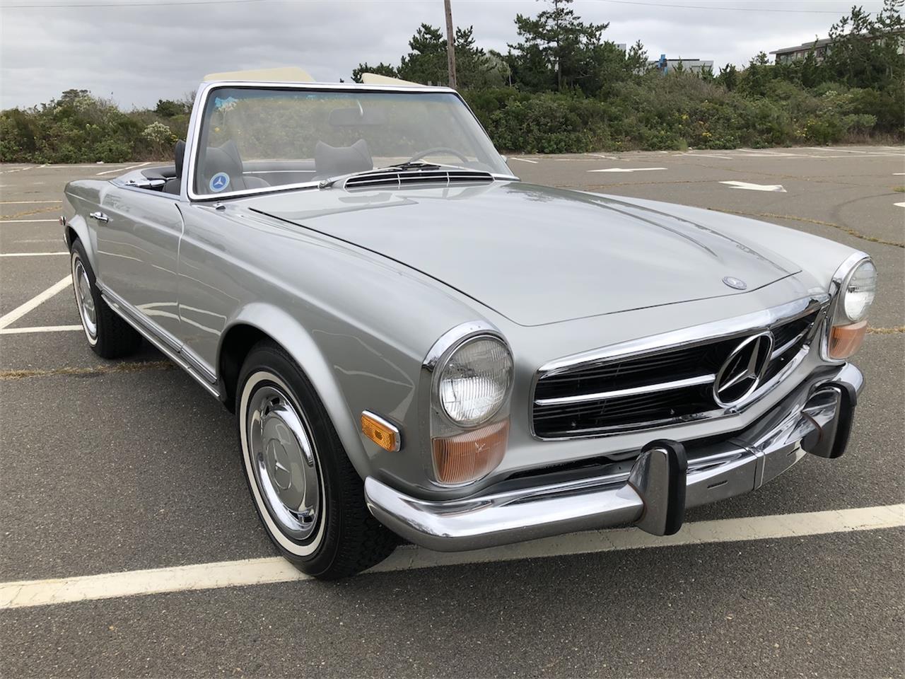 1970 Mercedes-Benz 280SL