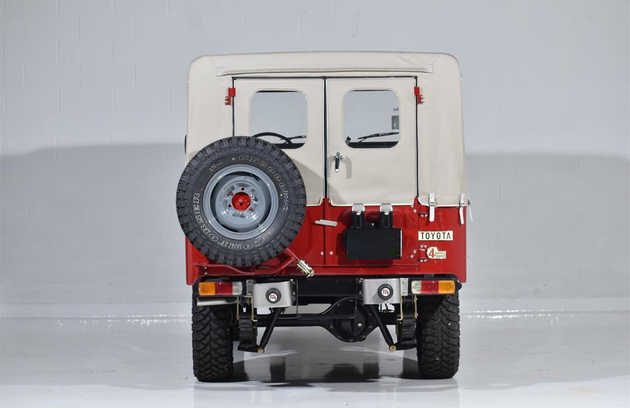 1975 Toyota Land Cruiser FJ