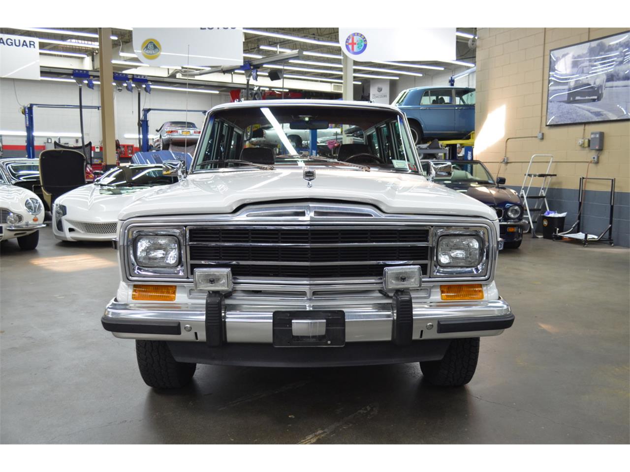 1988 Jeep Grand Wagoneer