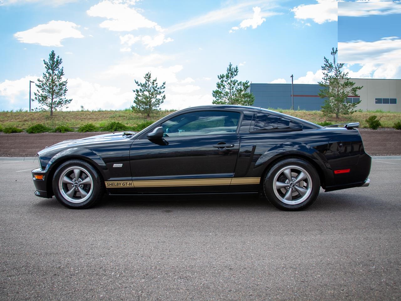 2006 Ford Mustang