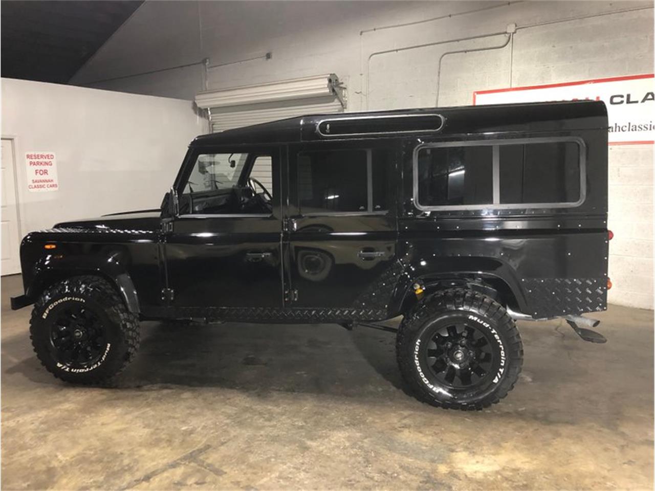 1984 Land Rover Defender