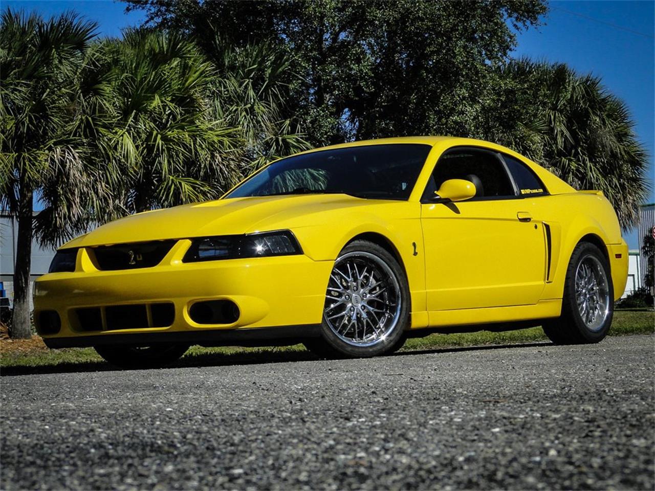 2004 Ford Mustang