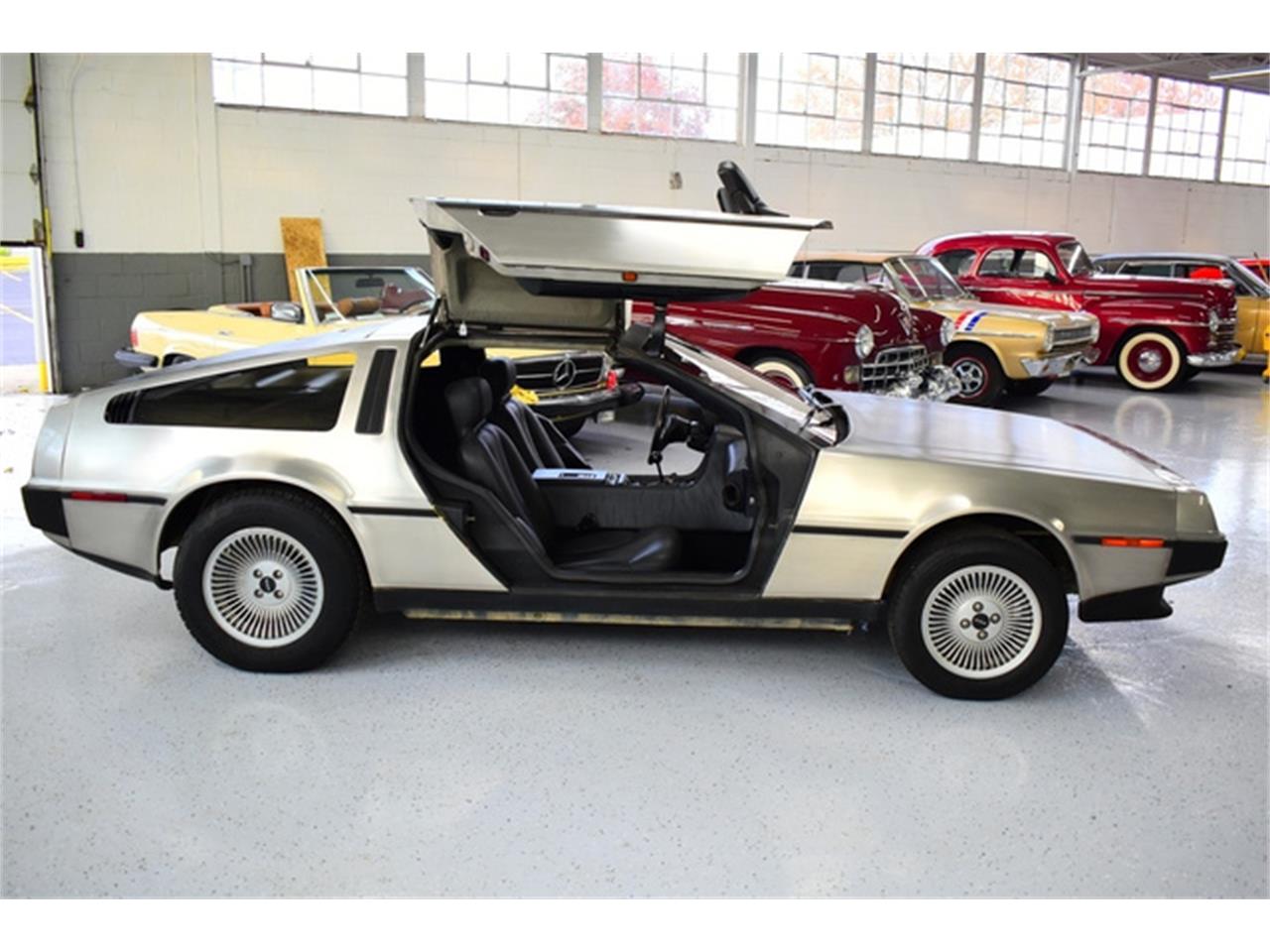 1981 DeLorean DMC 12