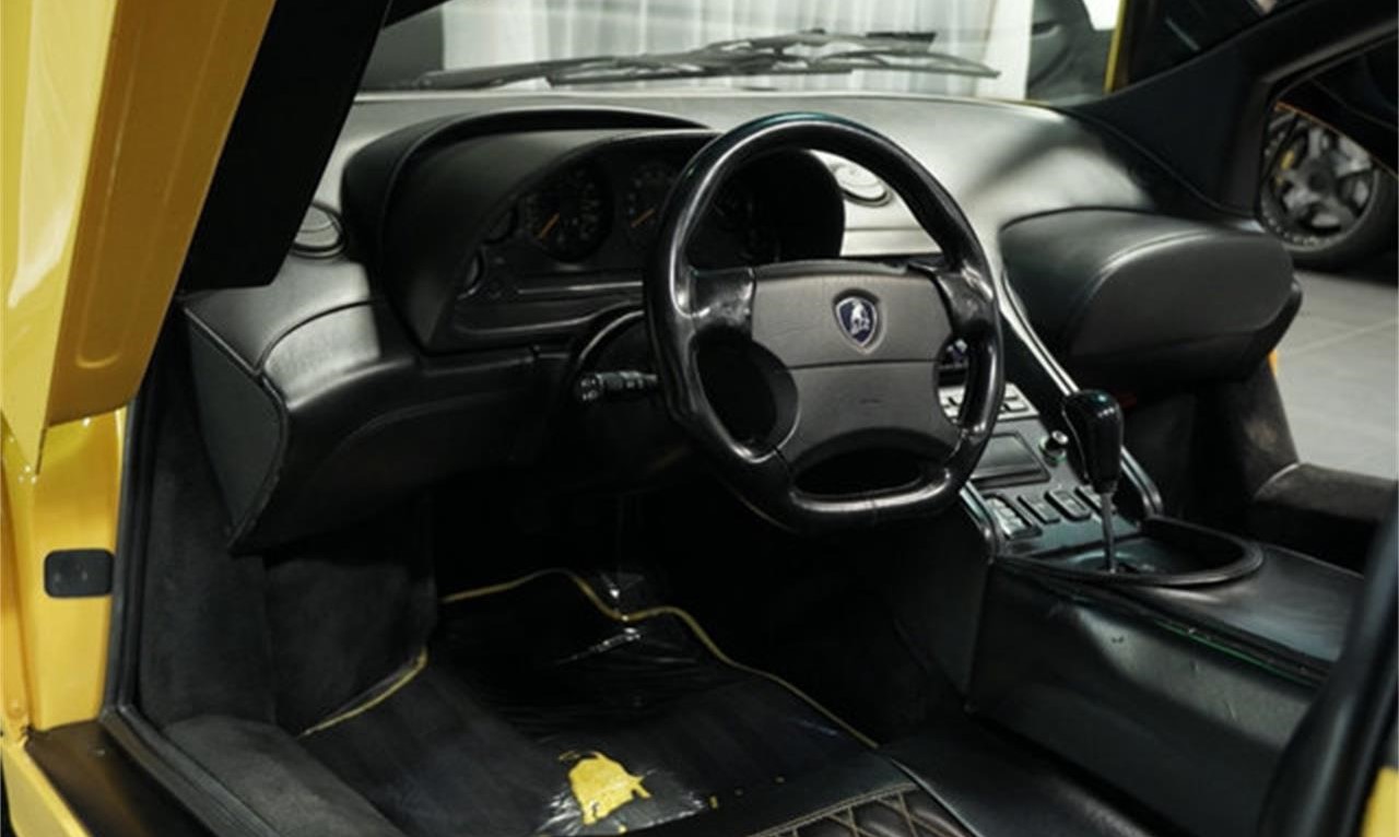 1997 Lamborghini Diablo