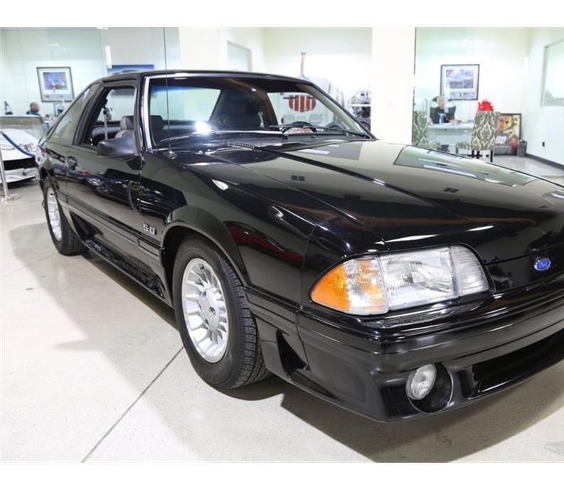 1990 Ford Mustang