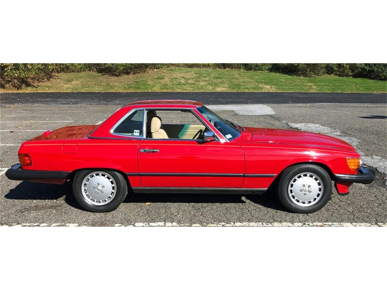 1989 Mercedes-Benz 560SL