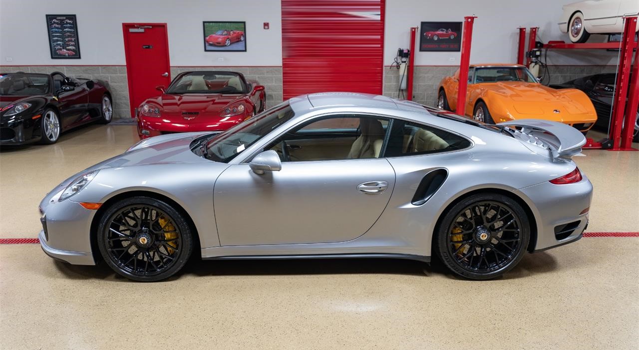 2015 Porsche 911