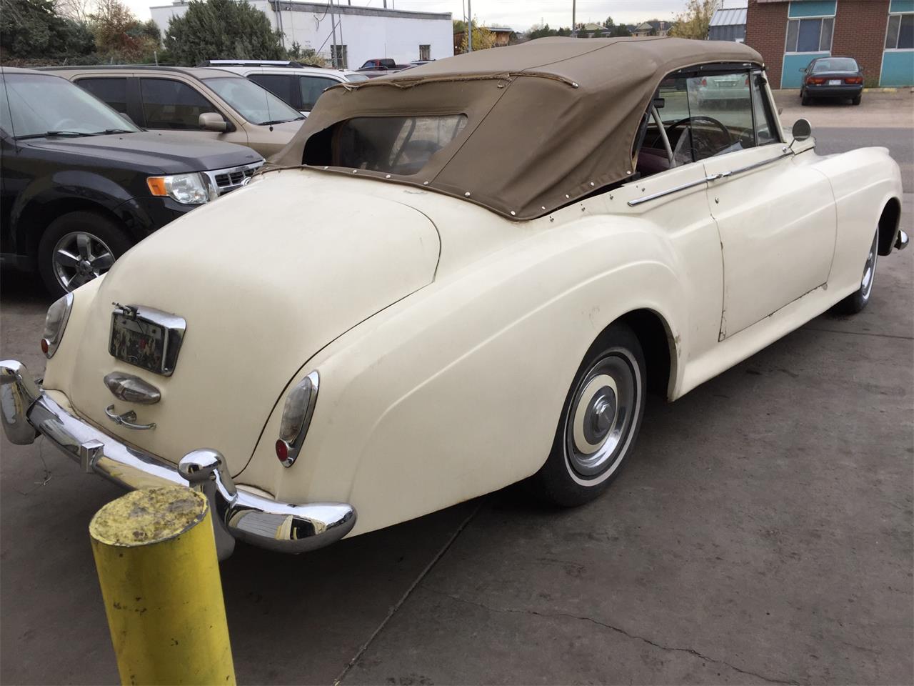 1957 Rolls-Royce Silver Cloud
