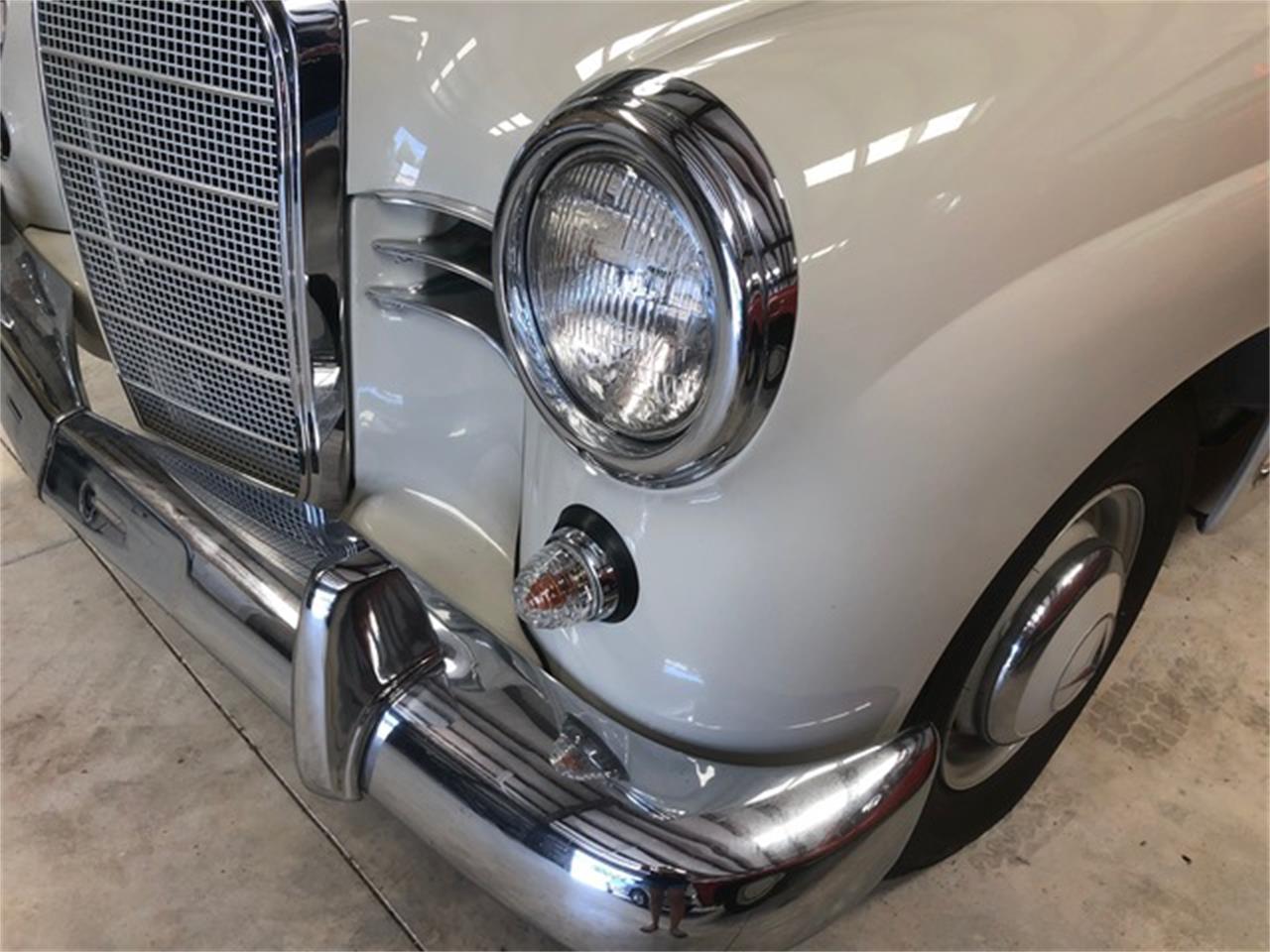 1961 Mercedes-Benz 190