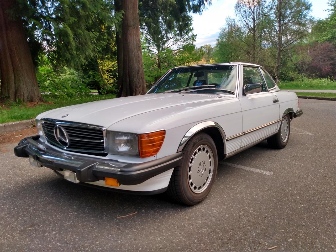 1989 Mercedes-Benz 560SL