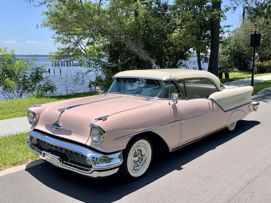 1957 Oldsmobile 88 2 Door Hardtop