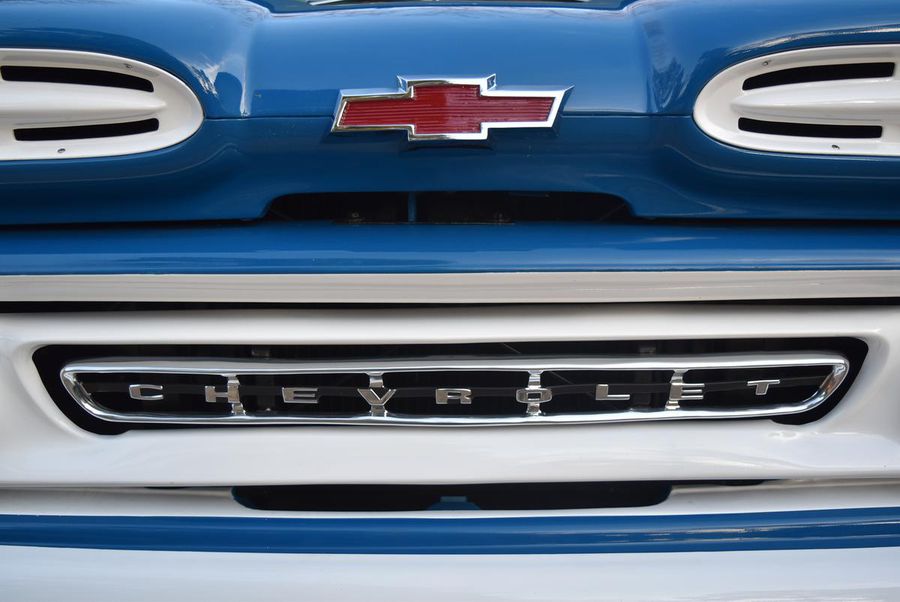 1961 Chevrolet Apache Stepside Shortbed