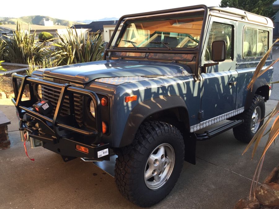 1997 Land Rover Defender 90 North American Specification (NAS)