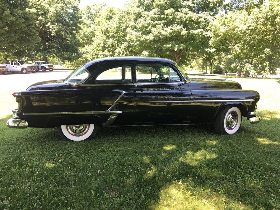 1953 Oldsmobile Rocket 88 Super 88