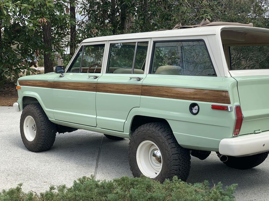 1988 Jeep Grand Wagoneer Convertible Truck