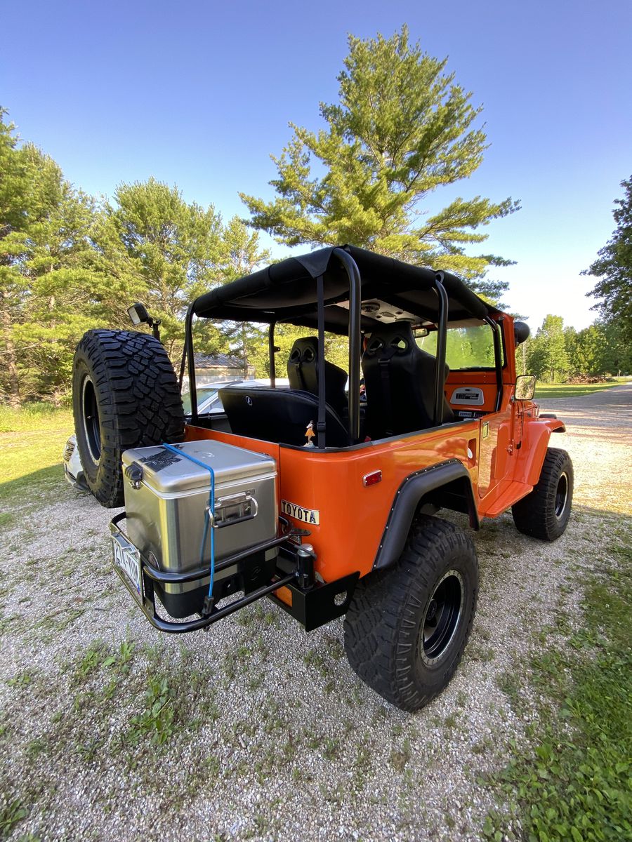 1970 Toyota FJ40 Jeep