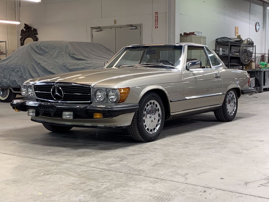 1988 Mercedes-Benz 560SL Roadster