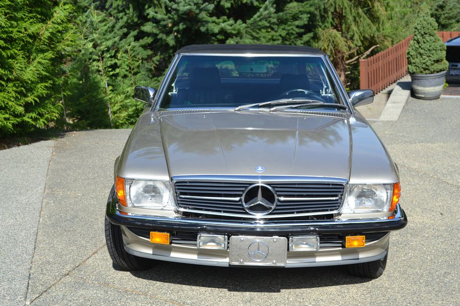 1987 Mercedes-Benz 560SL Convertible