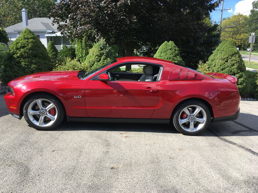 2012 Ford Mustang GT Premium Coupe