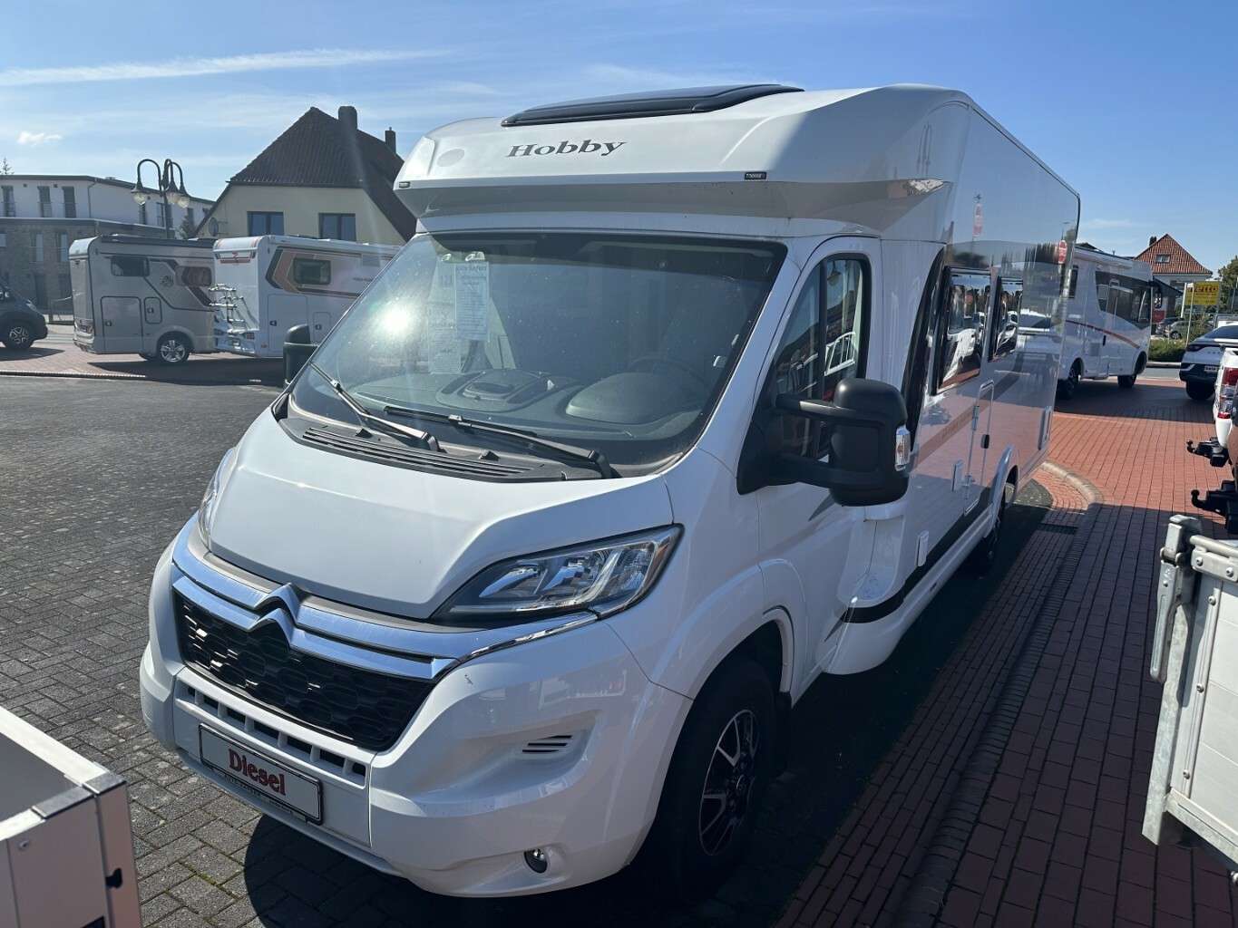 2021 Hobby  T70 F Optima OnTour +Franz. Längsbett+Heckbad+Sola