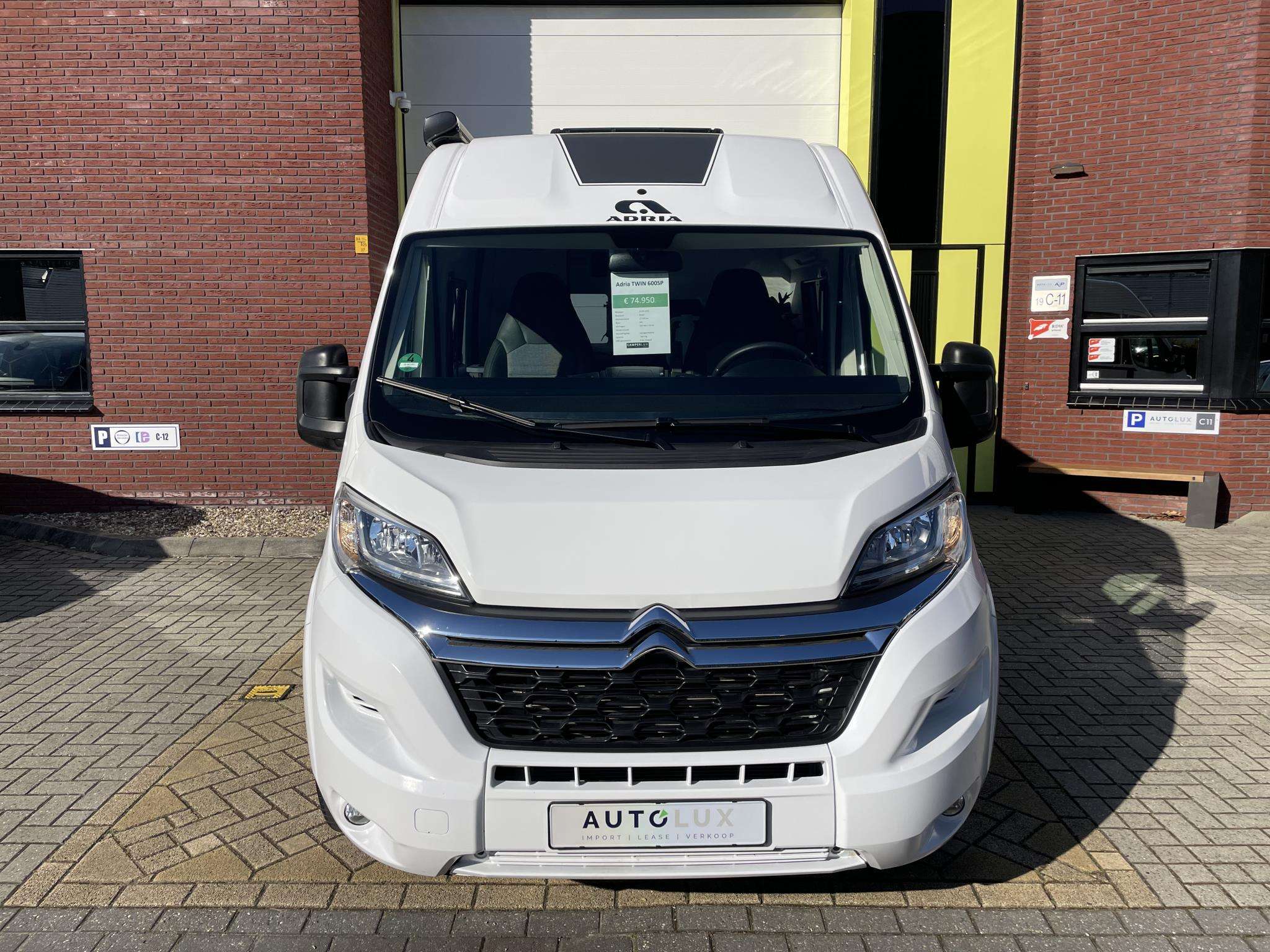 2022 Adria  TWIN AXESS 600 SP DWARSBED | KEUKEN | DOUCHE | CAM