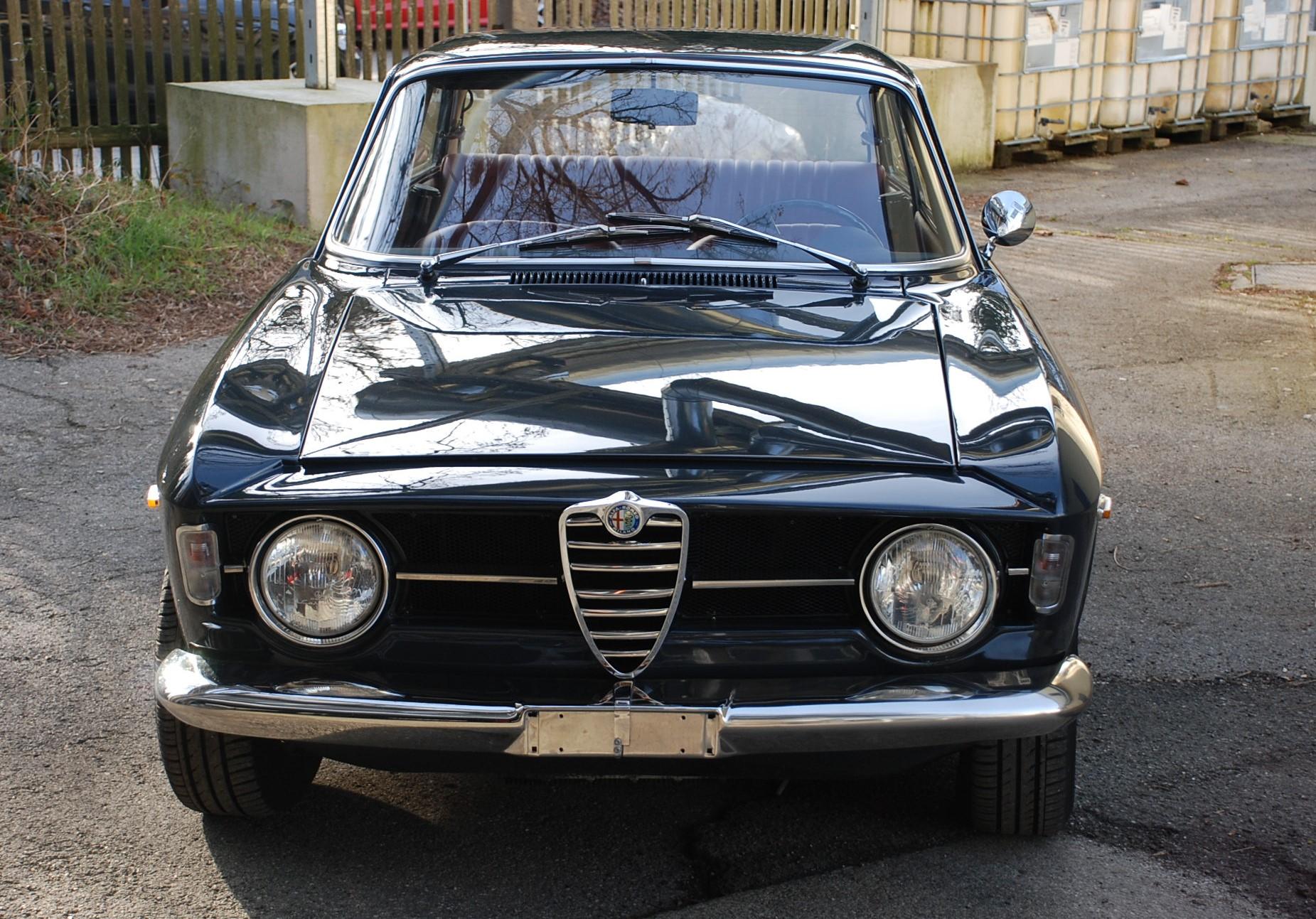 1970 Alfa Romeo 105/115 Series Coupe 