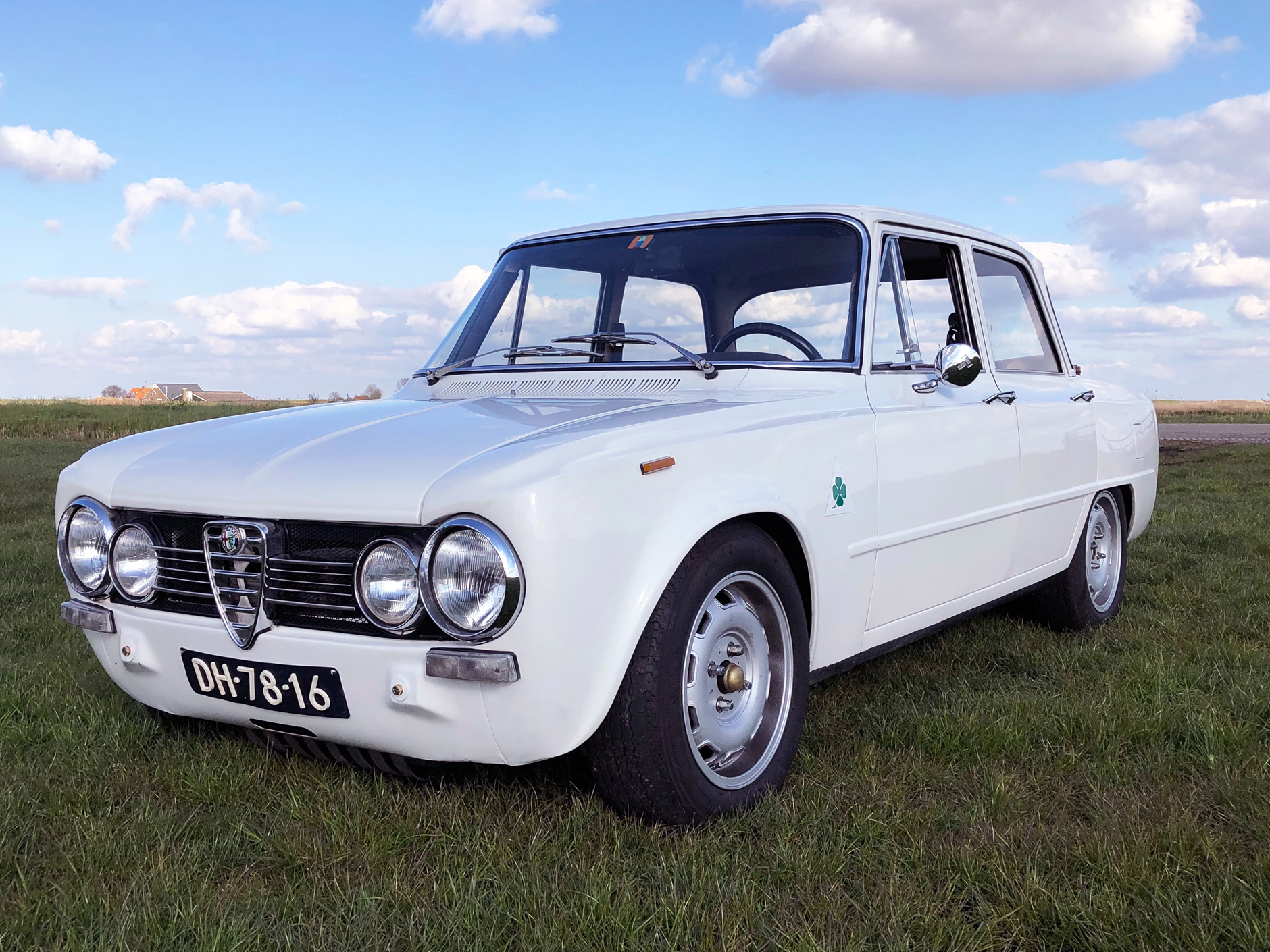 1971 Alfa Romeo 105 Series Sedan 