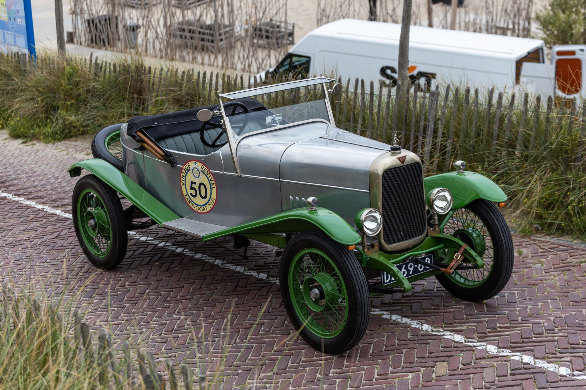 1923 ALVIS 12/40 TC Duck’s Back 