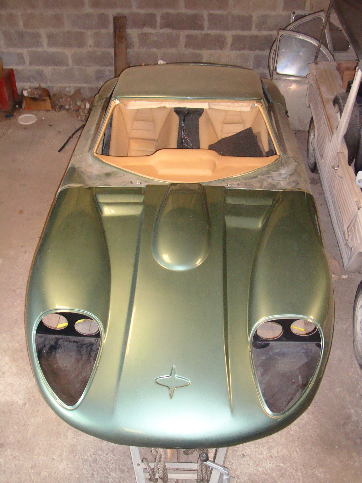 1990 Marcos Mantula V8 IRS Coupe Project 