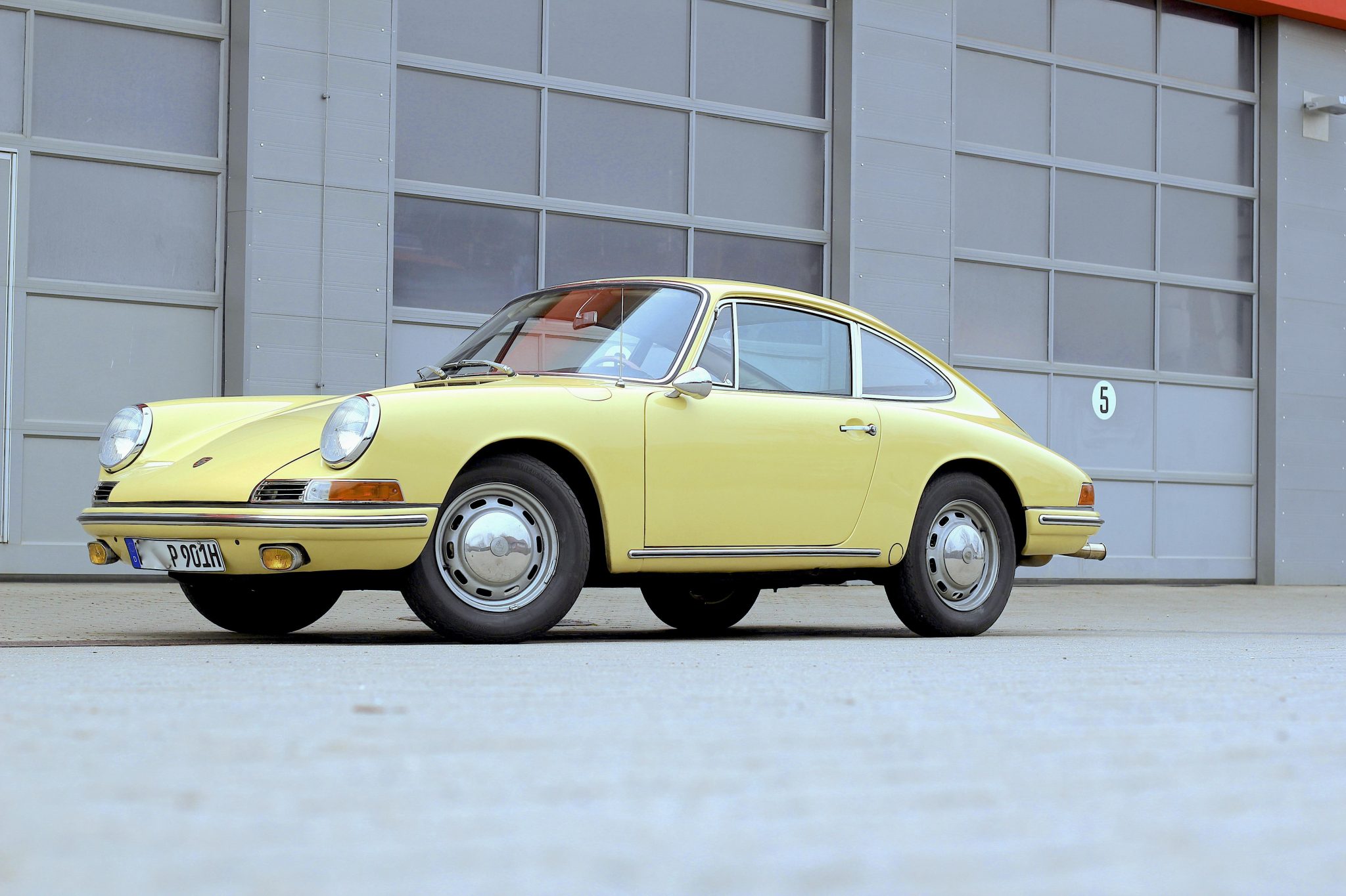 1965 Porsche SWB 911 (1965-1968) 