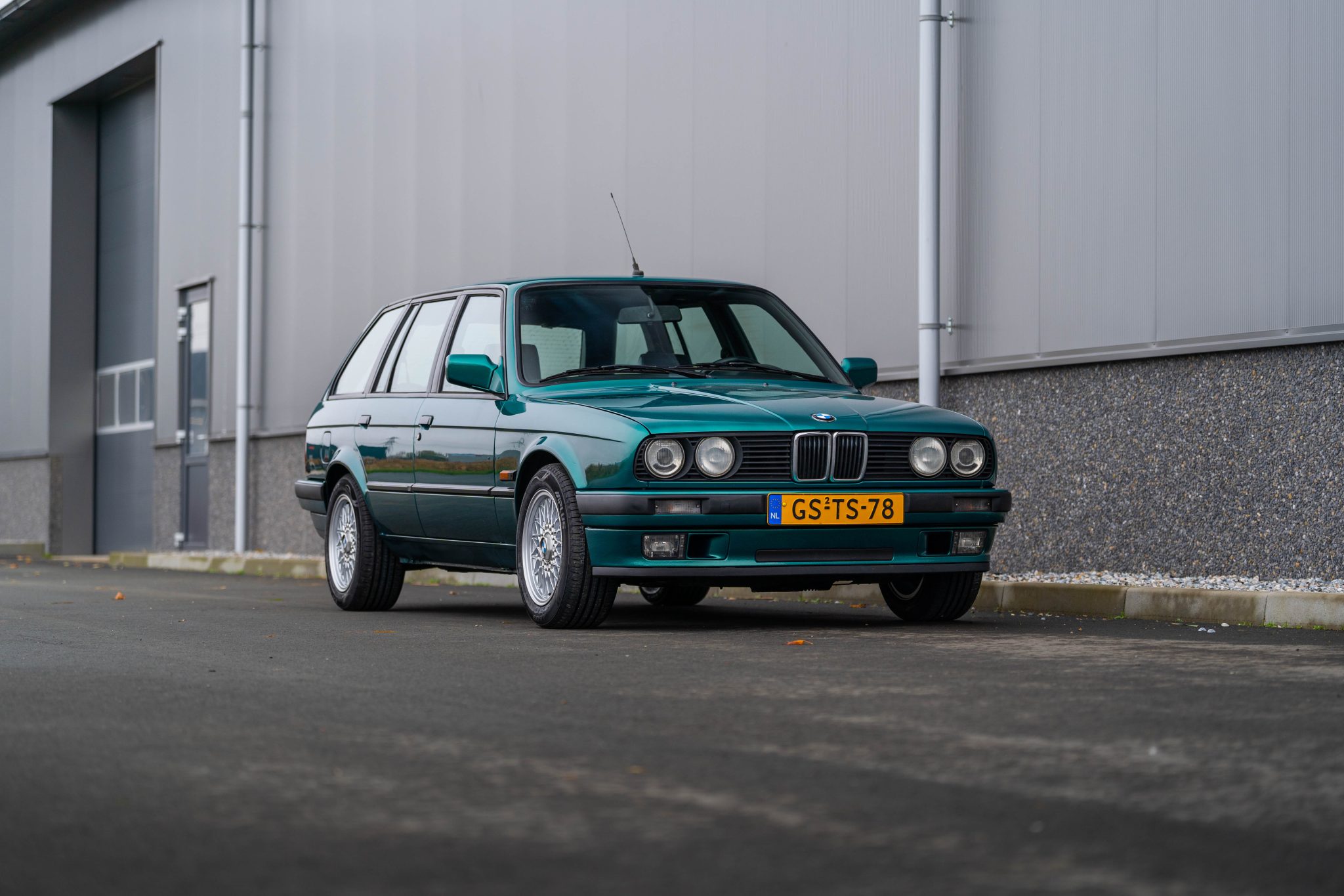 1993 BMW E30 3-Series Touring 