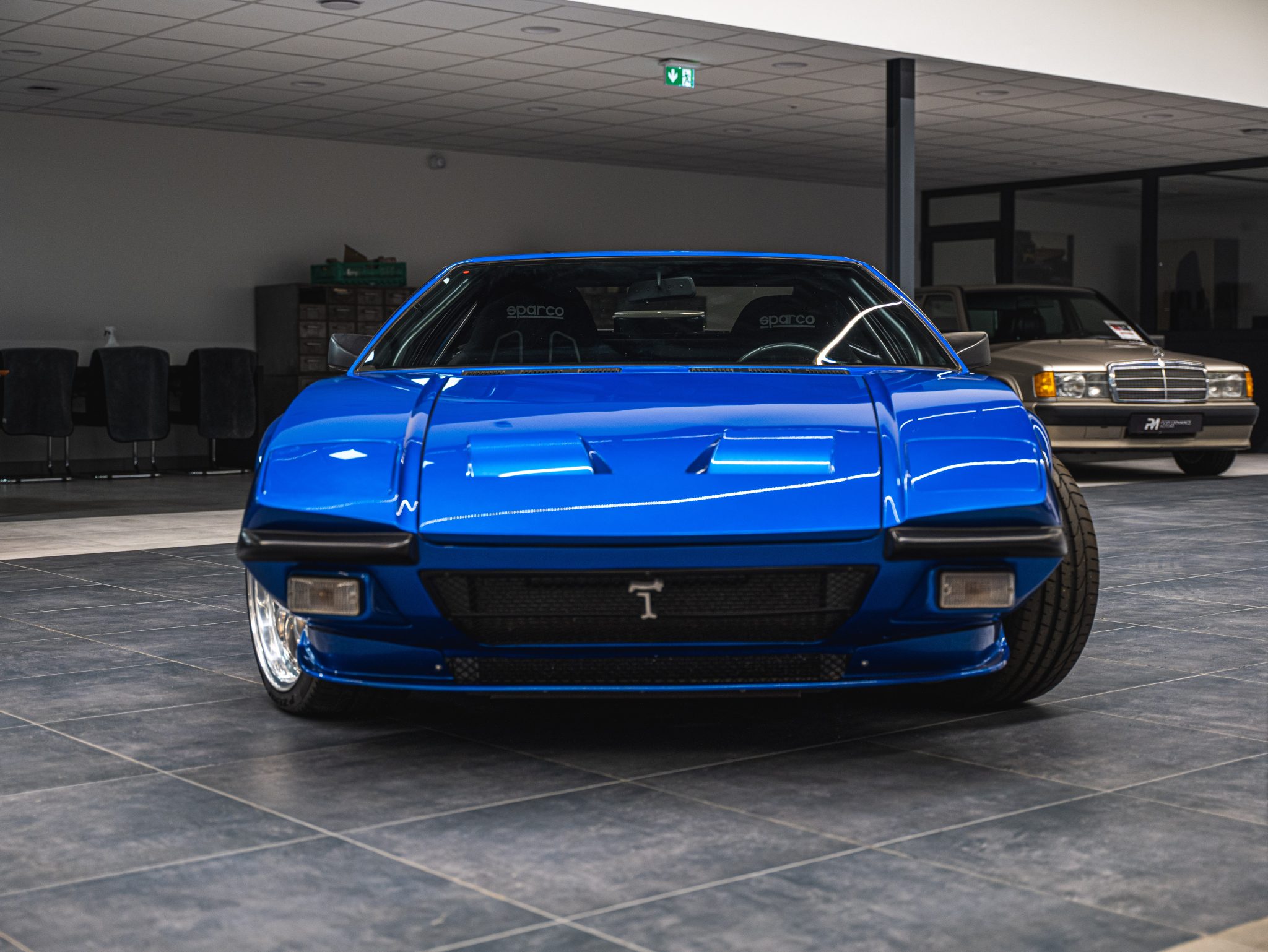 1972 DeTomaso Pantera 