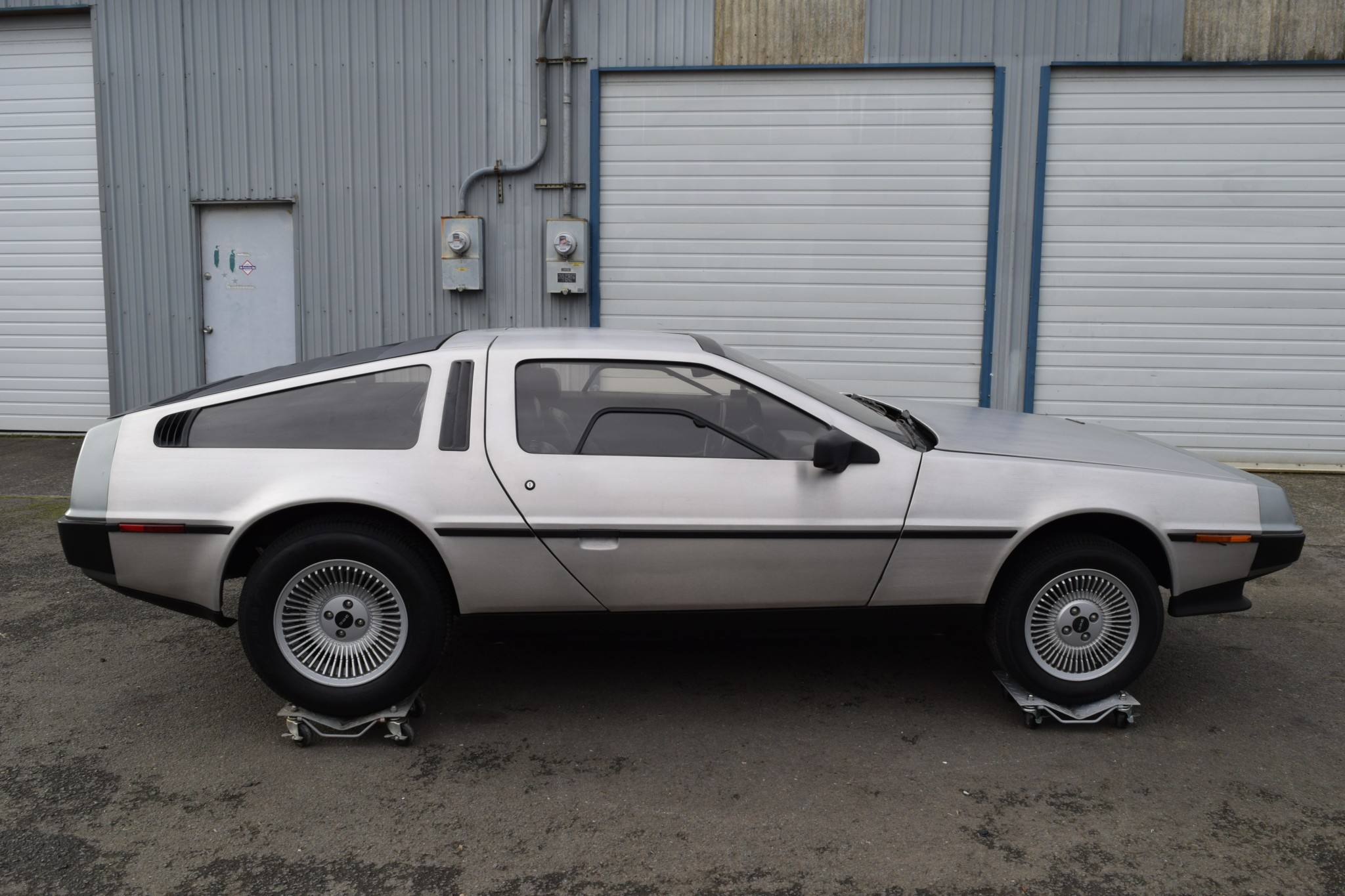 1983 DeLorean DMC-12 