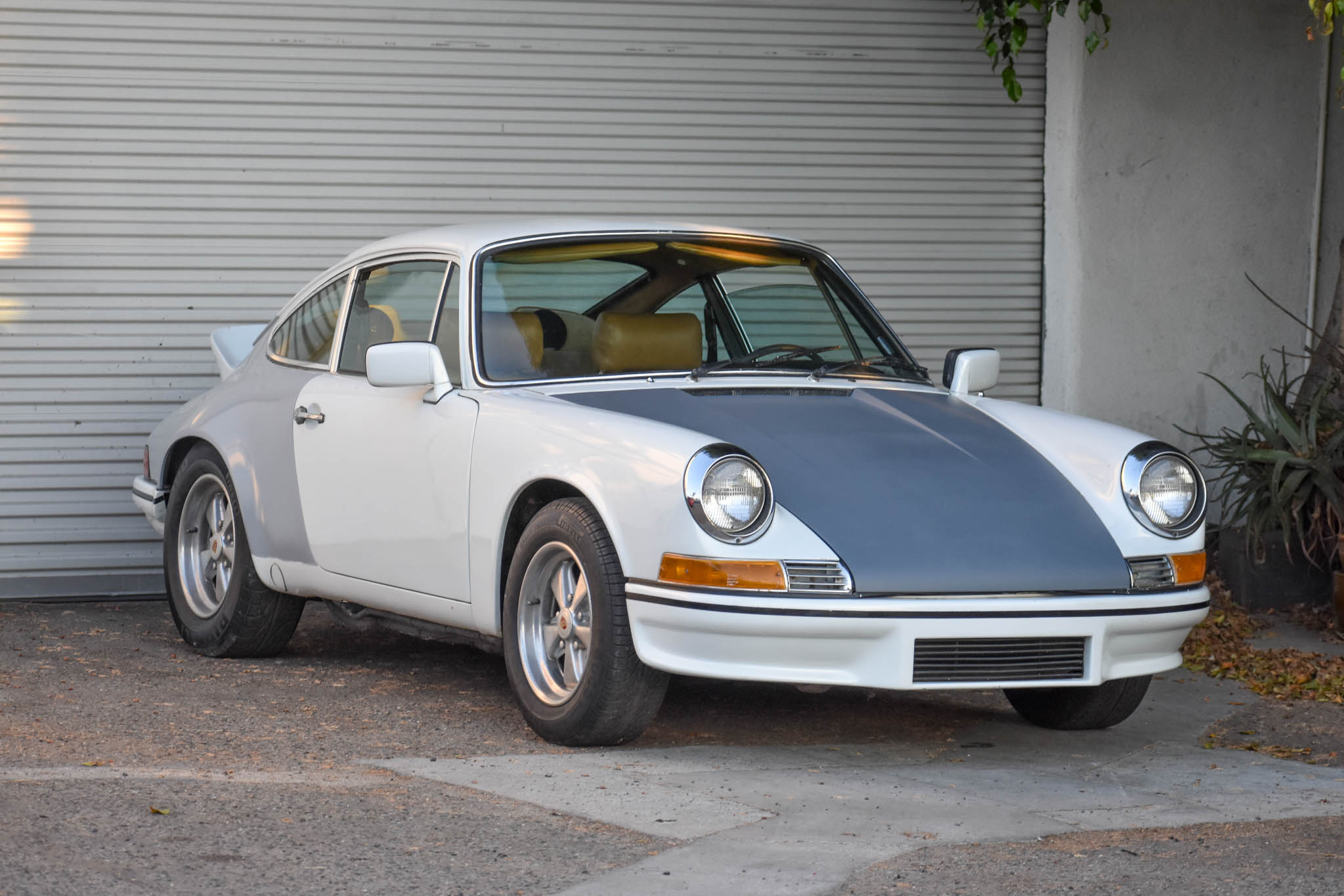 1972 Porsche LWB 911T (1969-1973) 