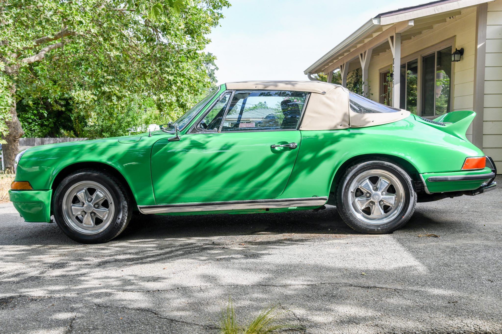 1972 Porsche LWB 911T (1969-1973) 