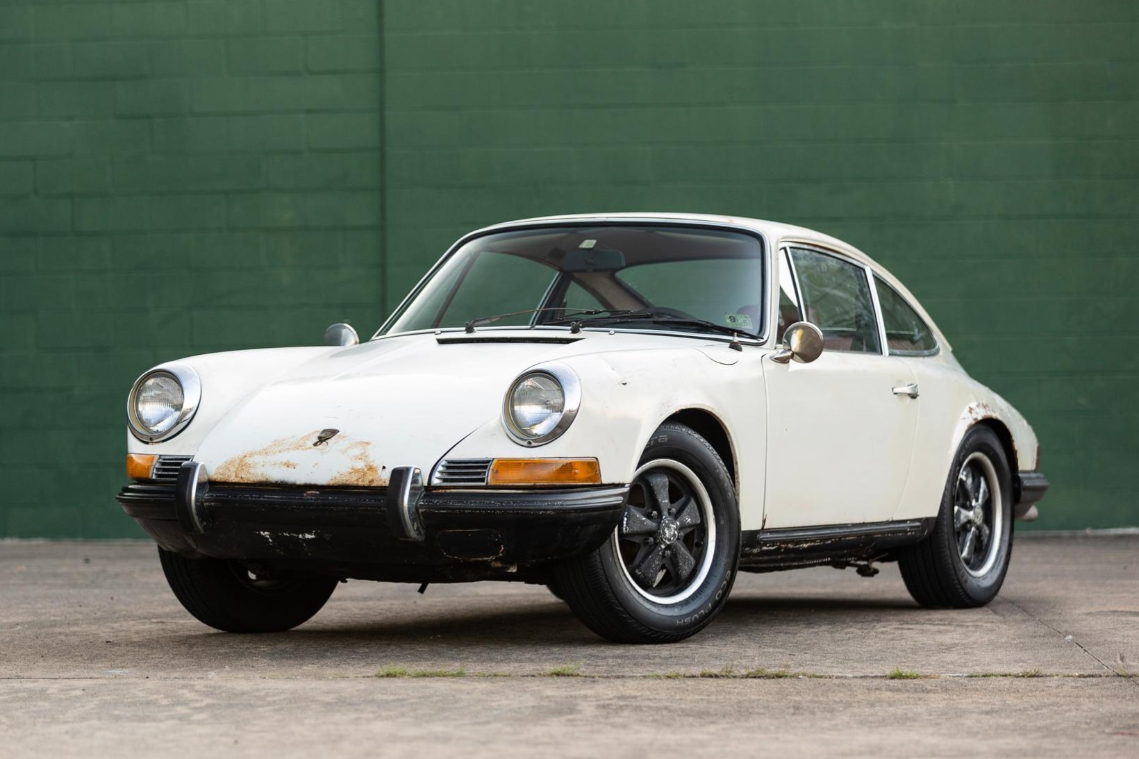 1969 Porsche LWB 911T (1969-1973) 