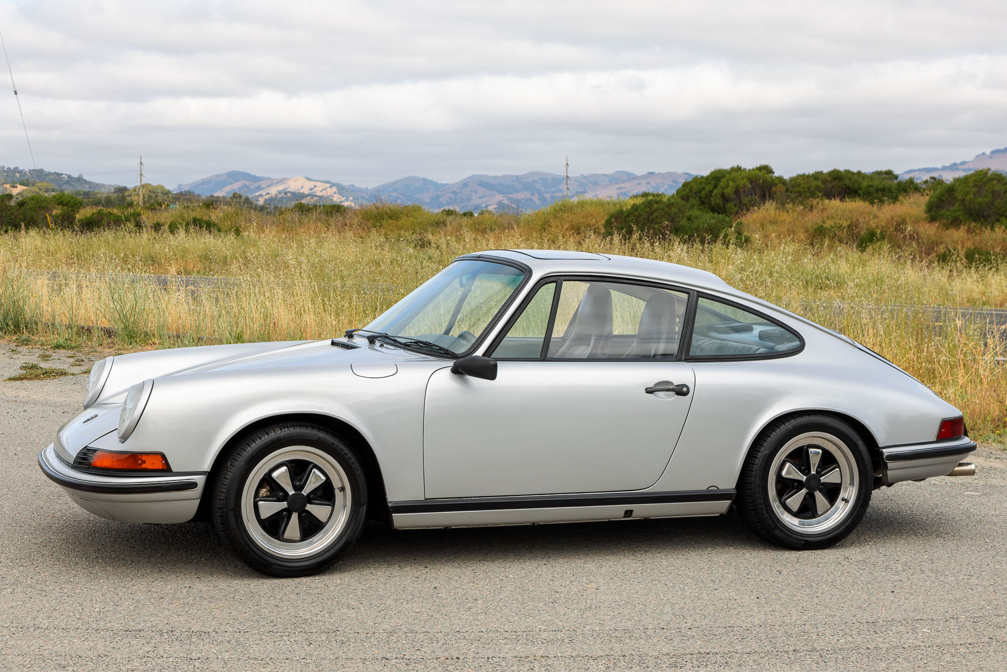 1969 Porsche LWB 911S (1969-1973) 