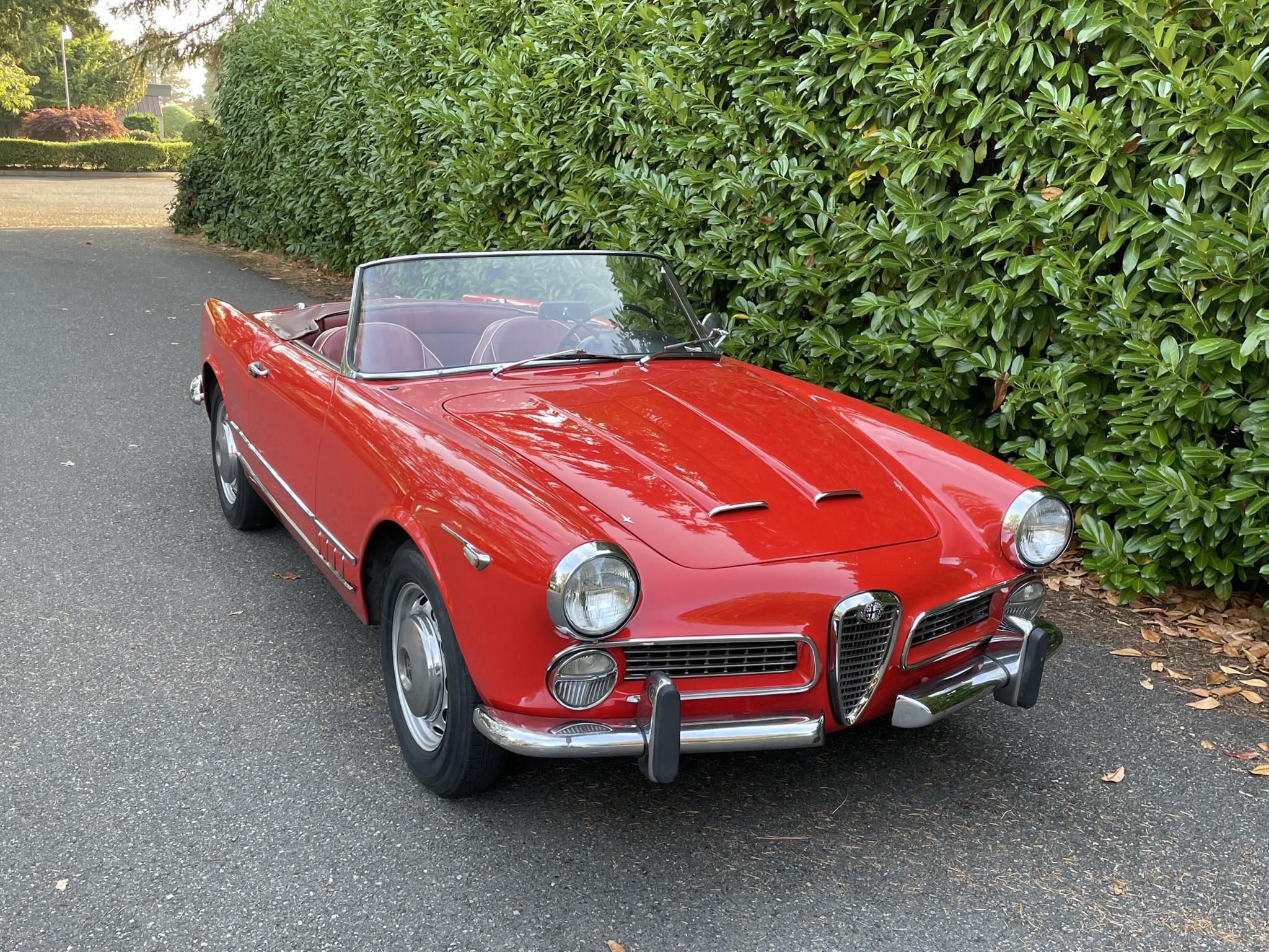 1960 Alfa Romeo 102-Series 2000 