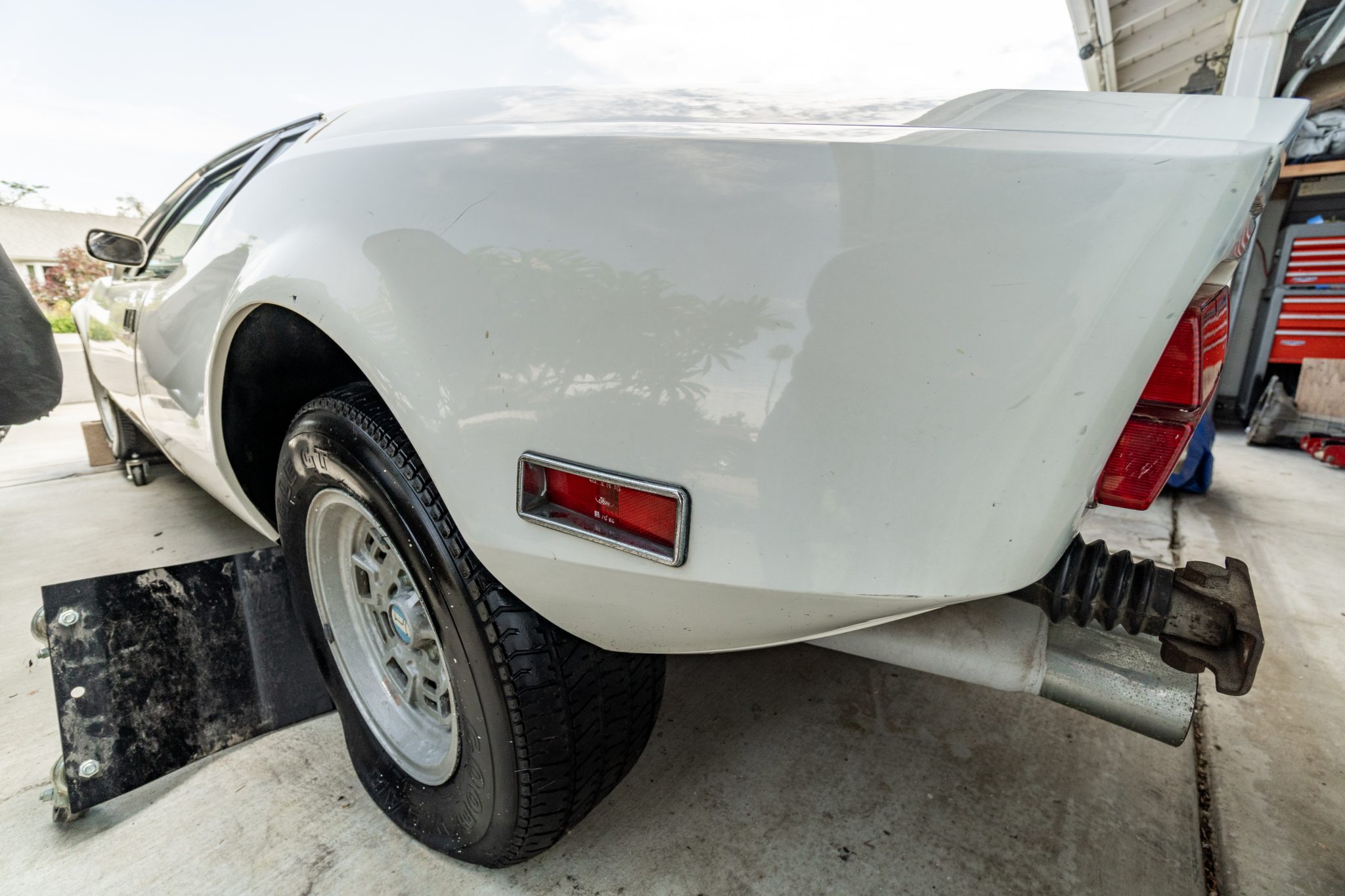 1972 DeTomaso Pantera 