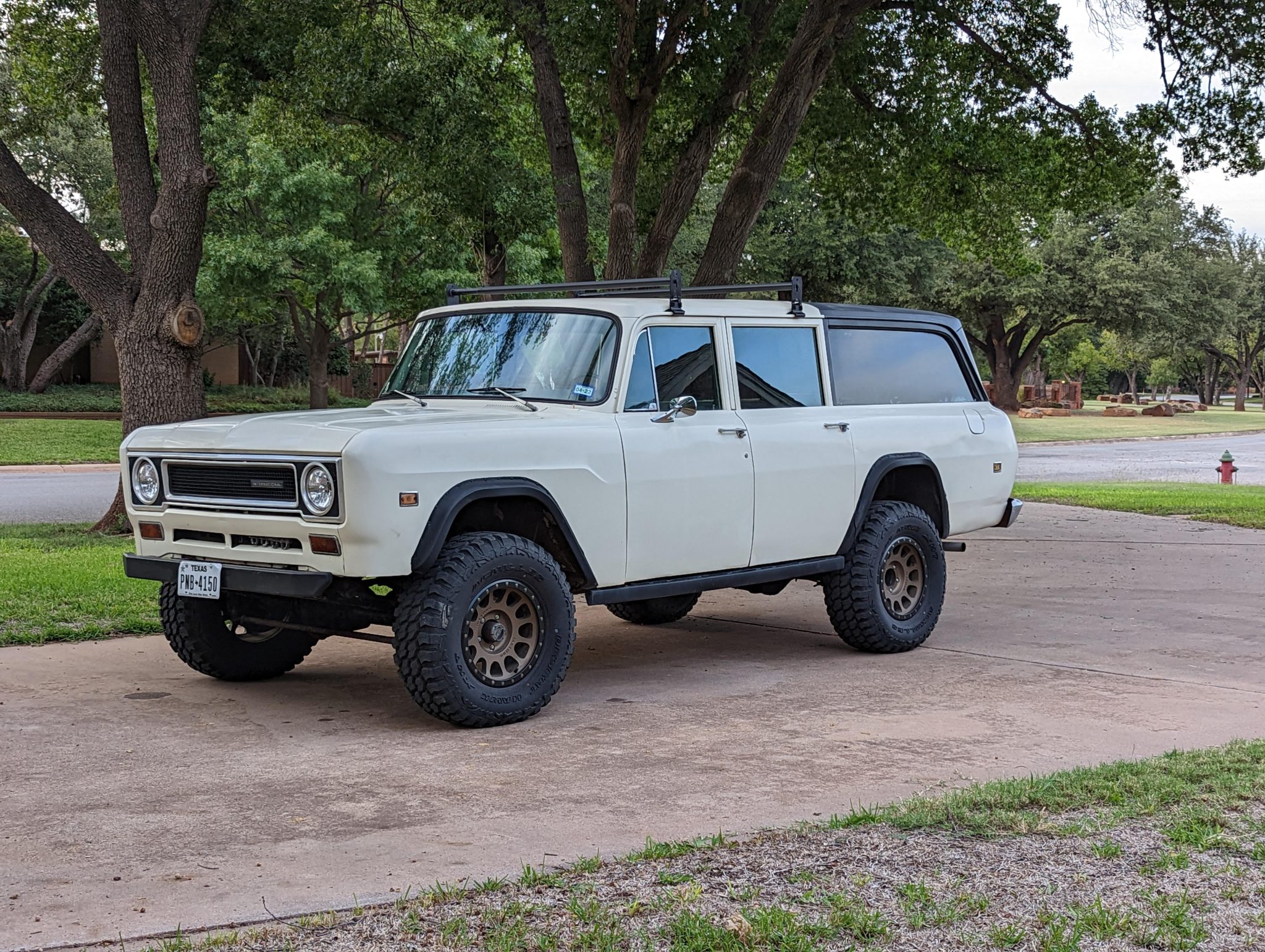 1971 International Harvester Travelall 