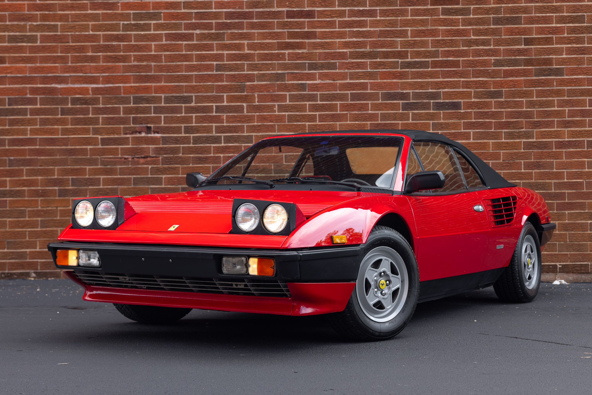 1985 Ferrari Mondial 