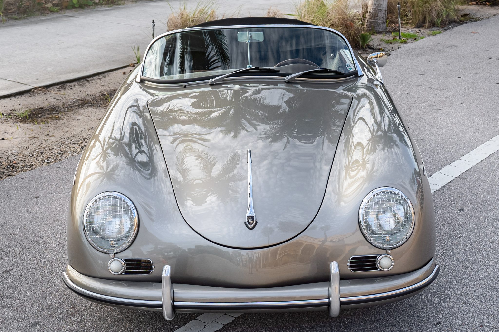 Porsche 356 Speedster Replica by Vintage Speedsters