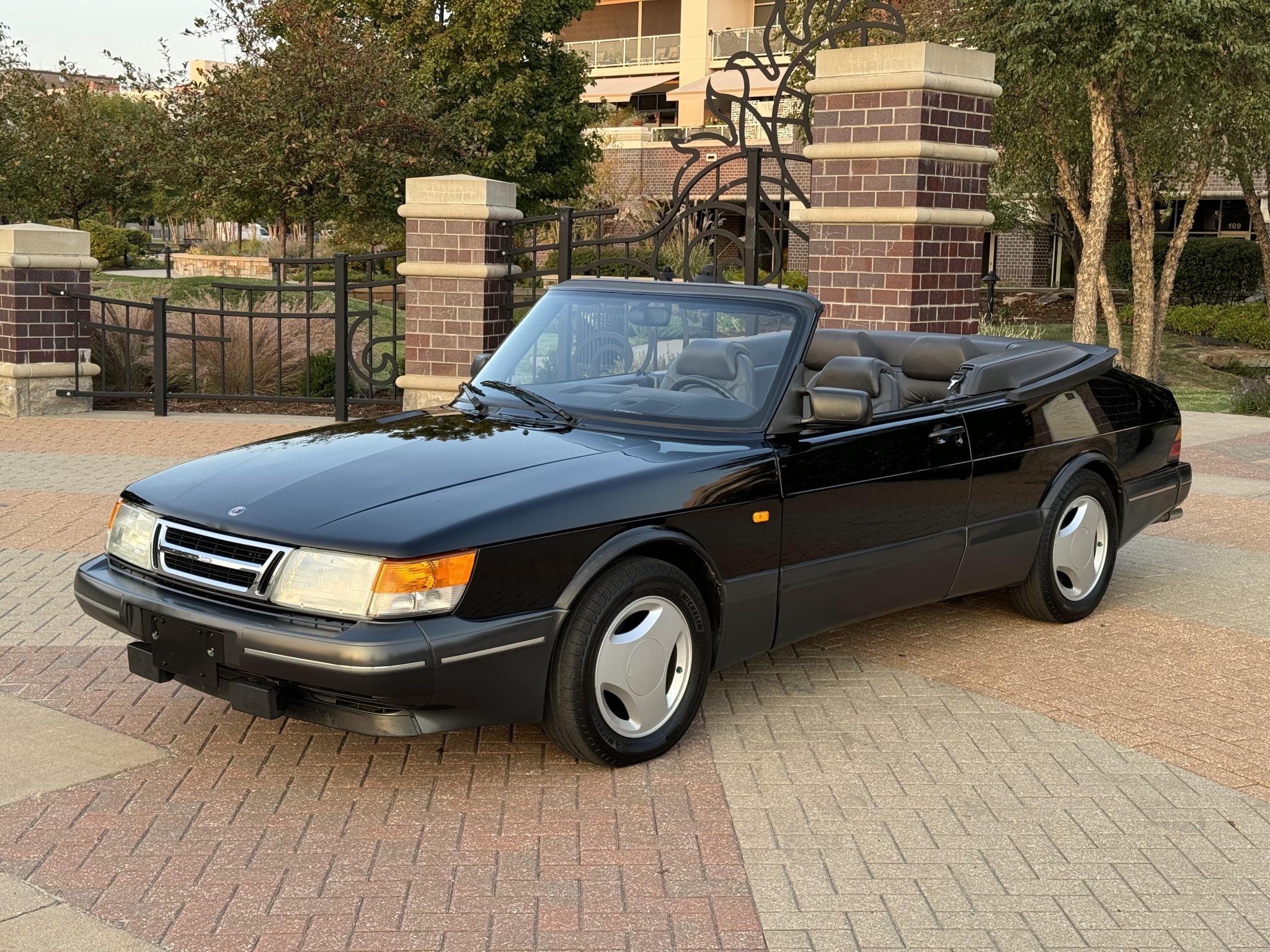 1988 Saab 900 