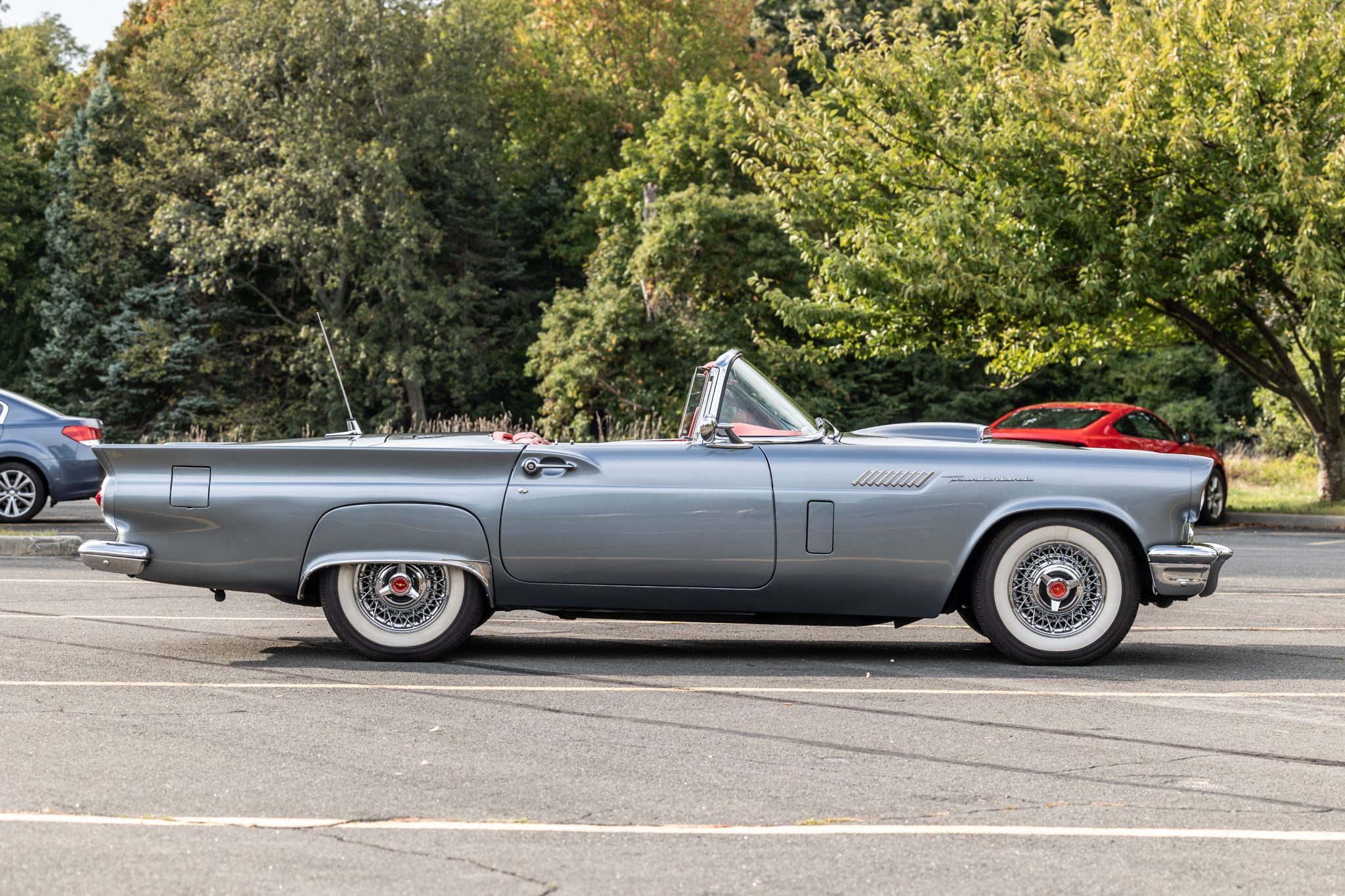 1957 Ford Thunderbird (1955-1957) 