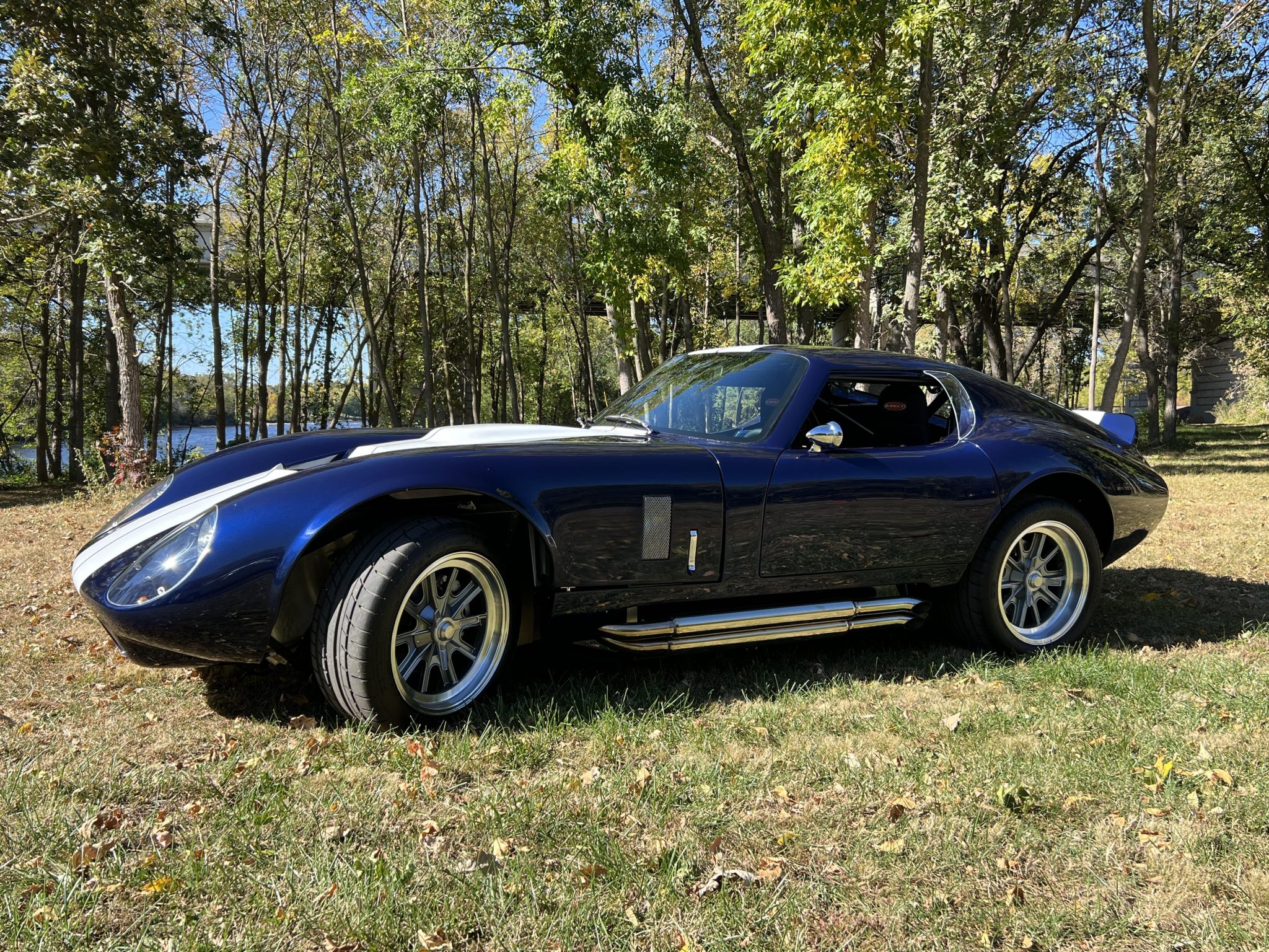 427-Powered Factory Five Racing Gen 3 Daytona Coupe 5-Speed