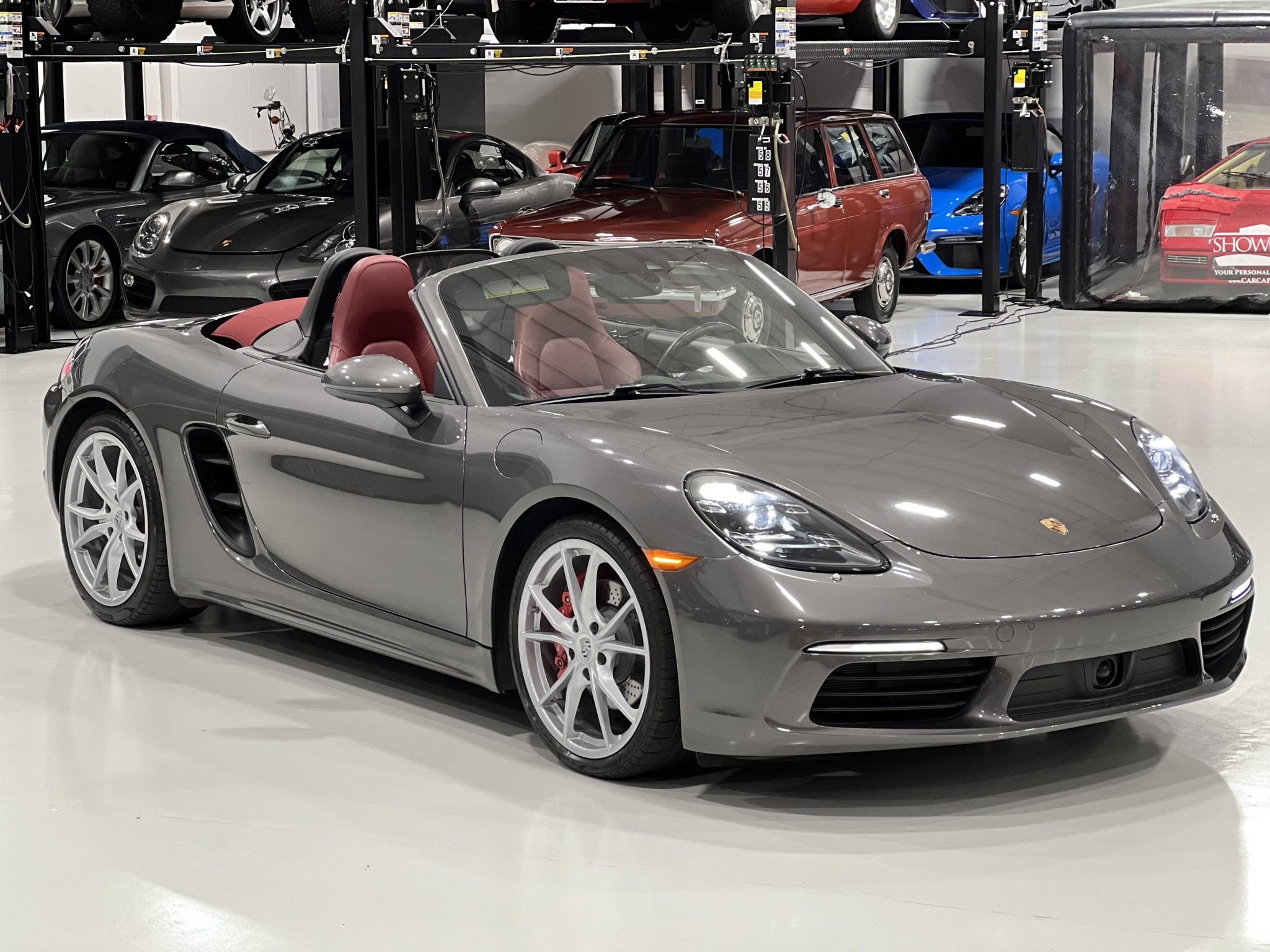 2021 Porsche 982 718 Boxster 